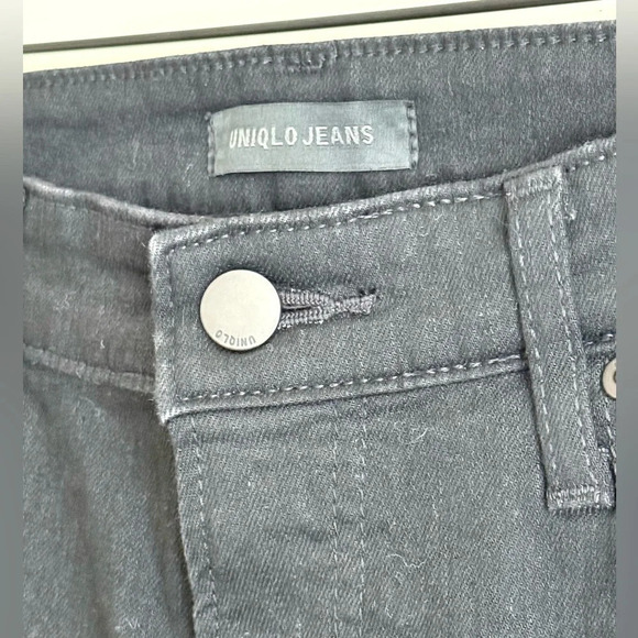 Uniqlo Black Stretch Jeans - 31x34 - Picture 4 of 13